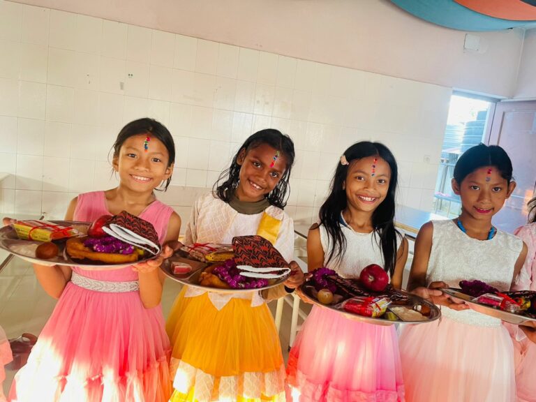 WhatsApp Image 2025-10-24 at 15.40